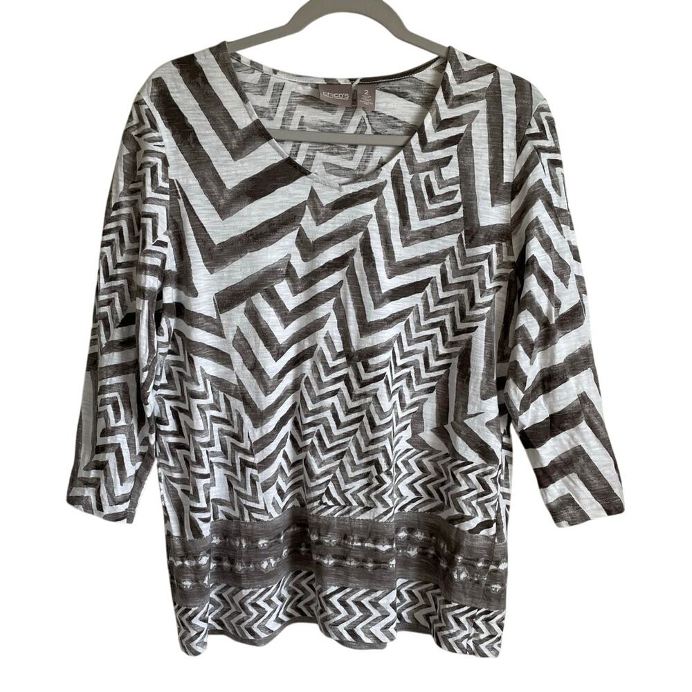 Chico’s V-Neck Top Sz L Gray White Abstract Chevron Print Casual Whimsical